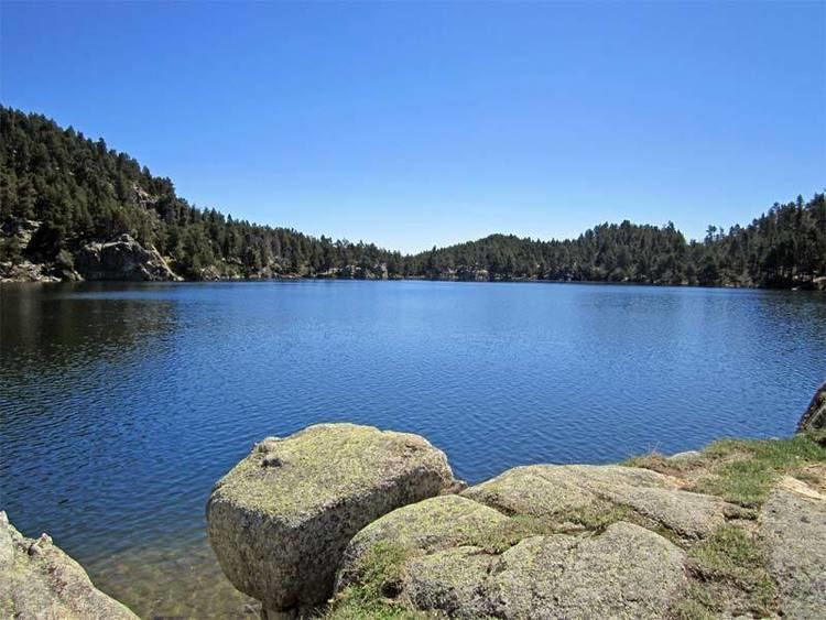 Estany de la Pradella wwwlacsdespyreneescom66imagesEtangdelaPrad