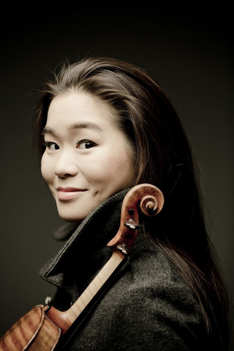 Esther Yoo Esther Yoo violin Chapelle Musicale Reine Elisabeth