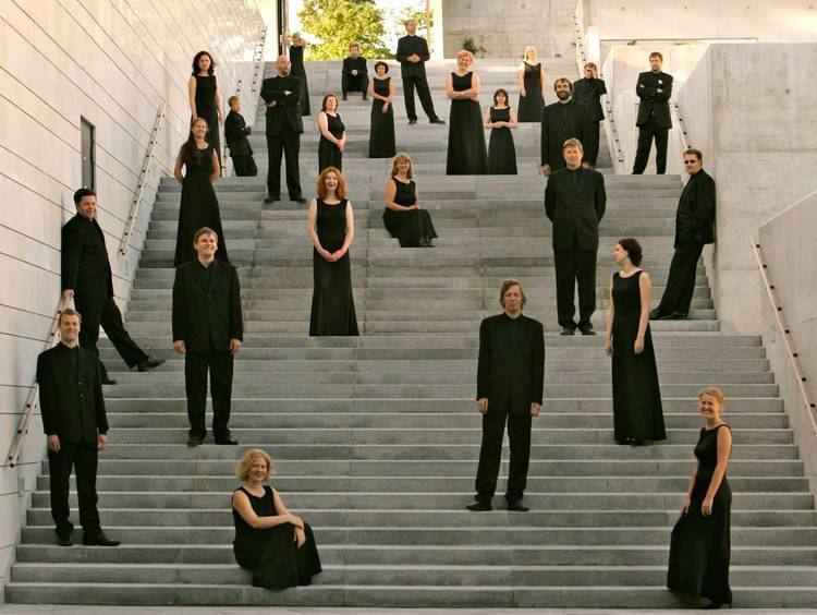 Estonian Philharmonic Chamber Choir httpsimgapmcdnorg688833d327fcbefcdd87e0098ff