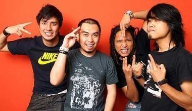 Estranged (band) Power Of Malaysia Estranged