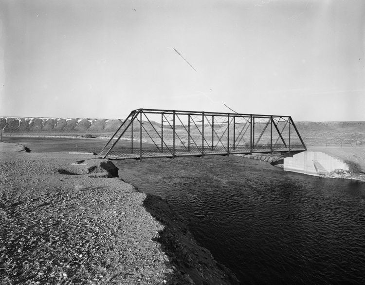 ETD Bridge over Green River