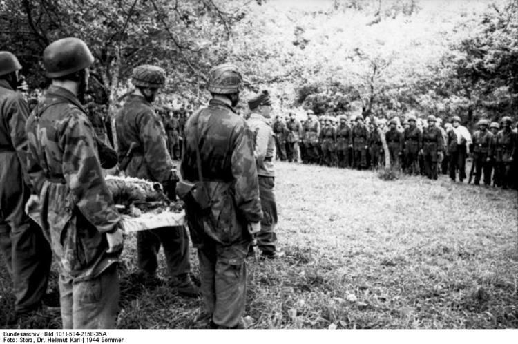 Eugen Meindl FileBundesarchiv Bild 101I584215835A Frankreich General Eugen