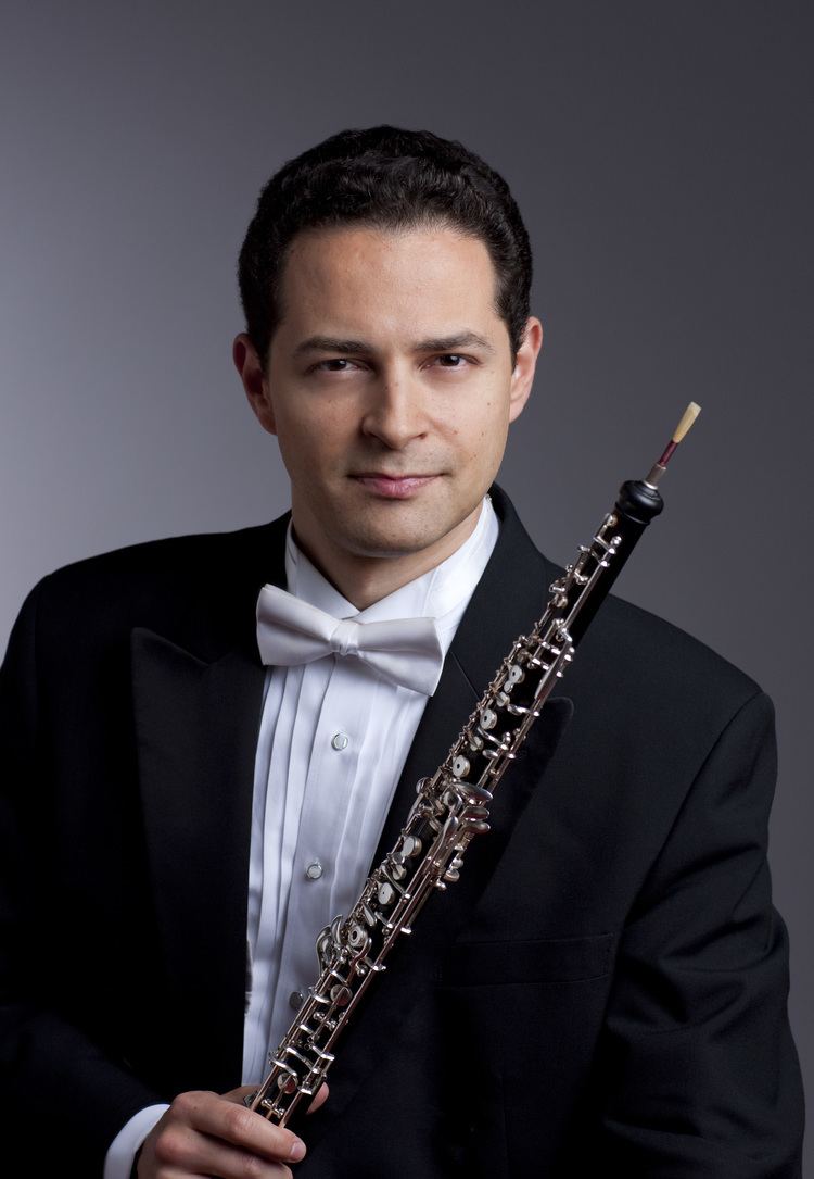 Eugene Izotov Chicago Symphony39s Principal Oboe to take same job with SF