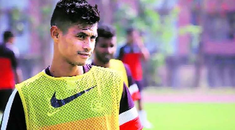 Eugeneson Lyngdoh Late bloomer Eugeneson Lyngdoh takes a shot in the right