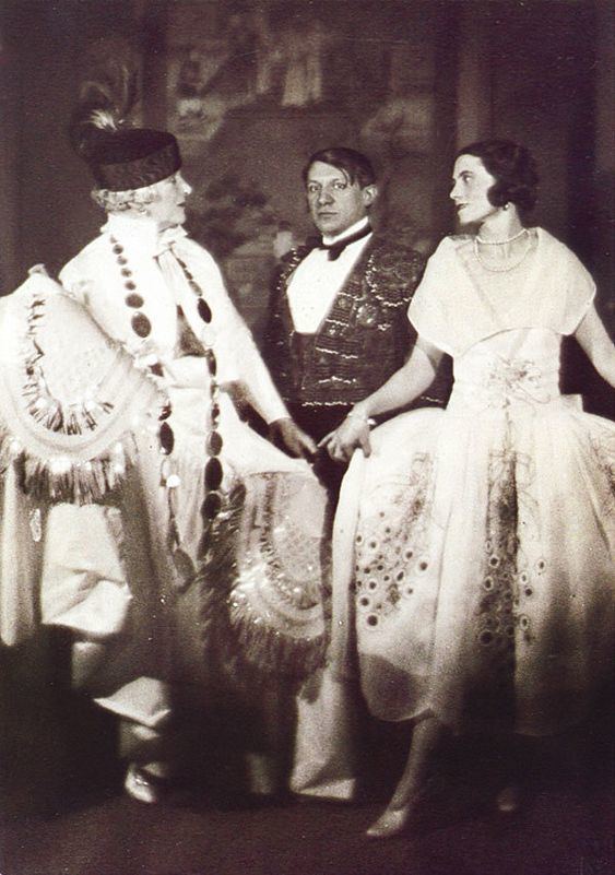 Eugenia Errázuriz Eugenia Errazuriz Picasso y Olga Koklova Parade Diaghilev 1917