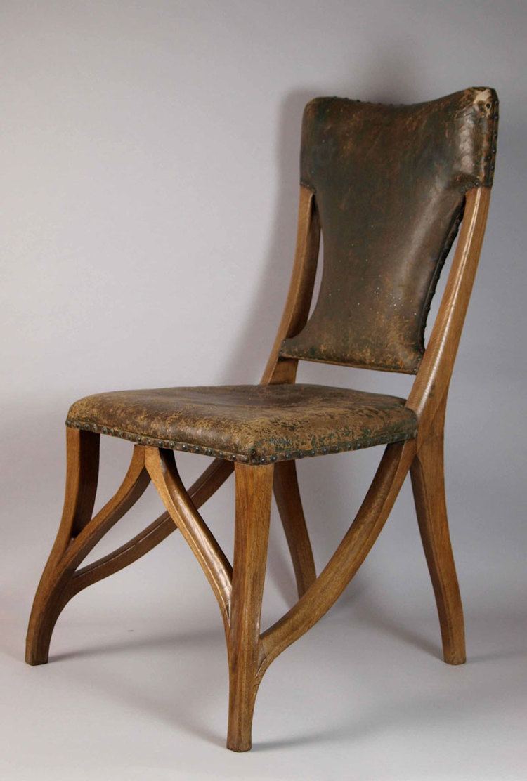 Eugène Gaillard Haslam and Whiteway Chair in oak designed by Eugene Gaillard c 1899
