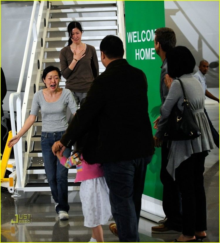 Euna Lee Laura Ling Euna Lee Return Home To US Photo 2105192