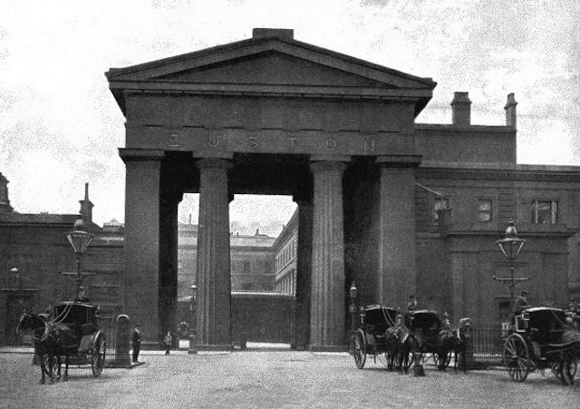 Euston Arch Six Reasons NOT To Rebuild The Euston Arch Londonist