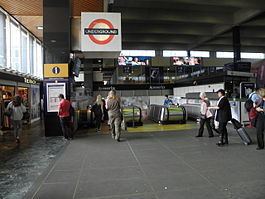 Euston tube station httpsuploadwikimediaorgwikipediacommonsthu