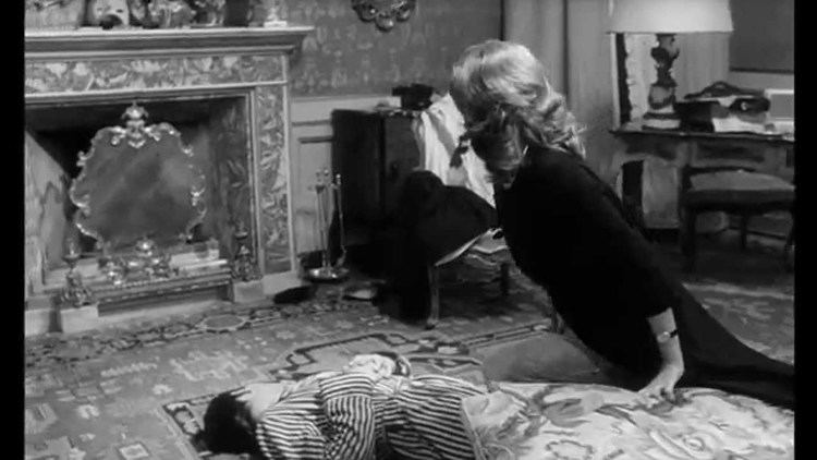 Eva (1962 film) EVA de Joseph Losey Official trailer 1962 YouTube
