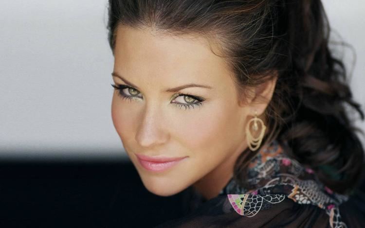 Evangeline Lilly Evangeline Lilly Wallpapers GotCeleb Wallpapers