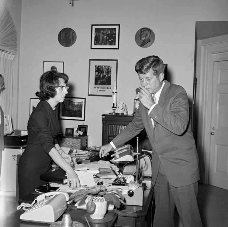 Evelyn Lincoln KN19441 President John F Kennedy and Evelyn Lincoln