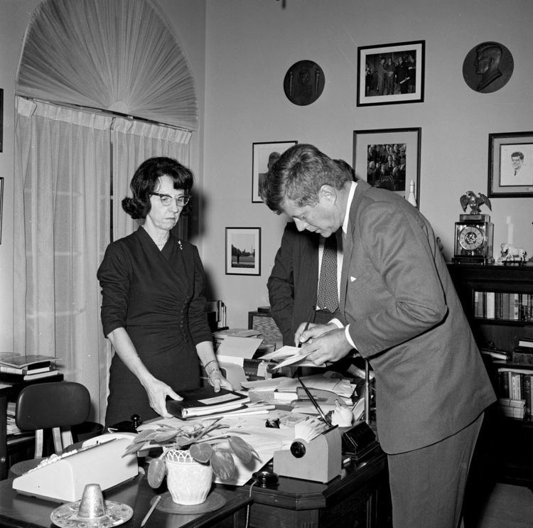 Evelyn Lincoln KN19439 President John F Kennedy and Evelyn Lincoln