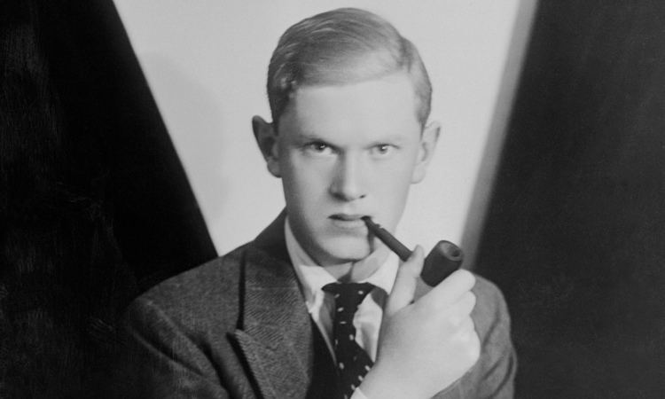 Evelyn Waugh httpsstaticsecureguimcouksysimagesGuardi