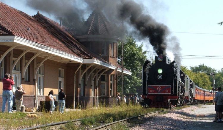 Excursion train