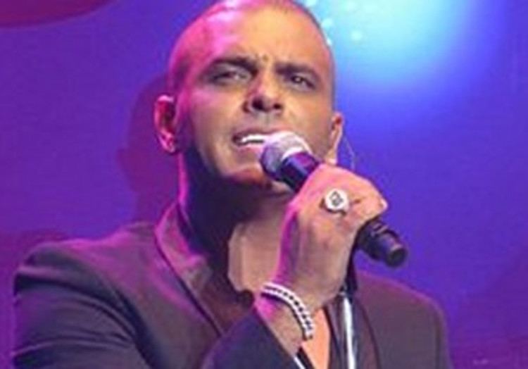 Eyal Golan Eyal Golan revealed to be mystery singer suspected of sex with