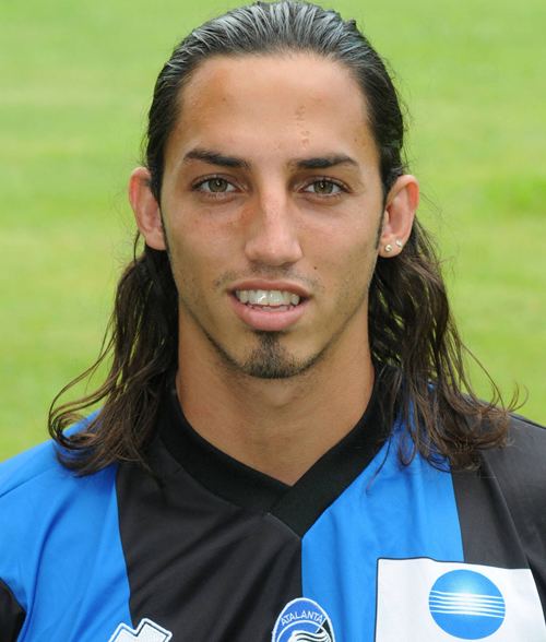 Where Is Ezequiel Schelotto Playing Now? Team Updates And Performance Review