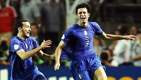Fabio Grosso Fabio Grosso World Cup winning goal Moments of sports Pinterest