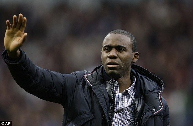 Fabrice Muamba Fabrice Muamba career over but Bolton offer him job