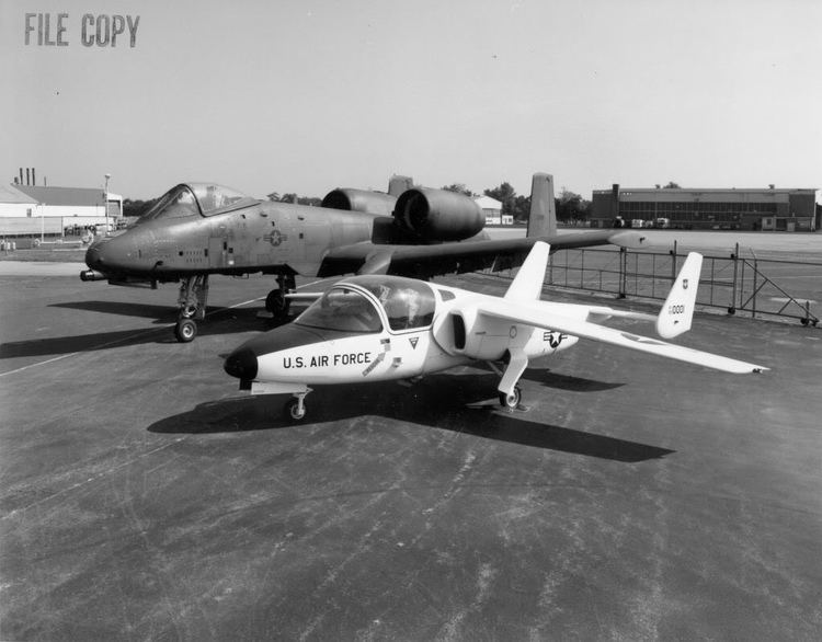 Fairchild T-46 Fairchild Republic A10 and T46 a photo on Flickriver