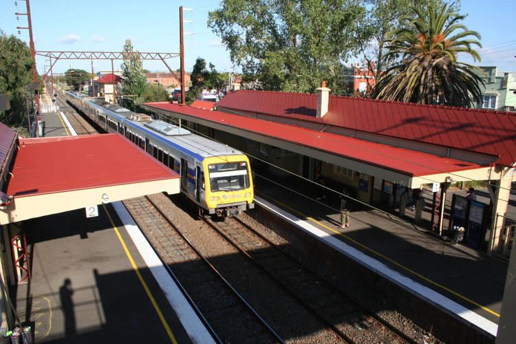 Fairfield railway station, Melbourne