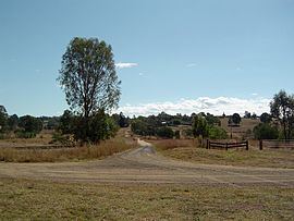 Fairney View, Queensland httpsuploadwikimediaorgwikipediacommonsthu