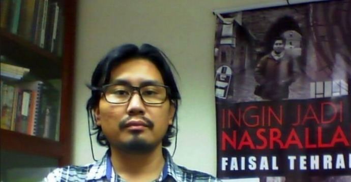 Faisal Tehrani Malaysias Home Ministry Banned Four Books By Controversial Novelist