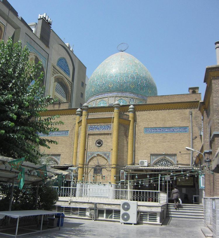 Fakhr al-Dawla Mosque httpsuploadwikimediaorgwikipediacommonsthu