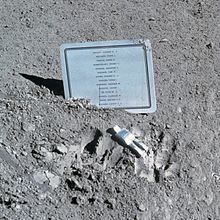 Fallen Astronaut httpsuploadwikimediaorgwikipediacommonsthu