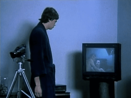 Family Viewing Family viewing Atom Egoyan 1987 Misterioso objeto al medioda