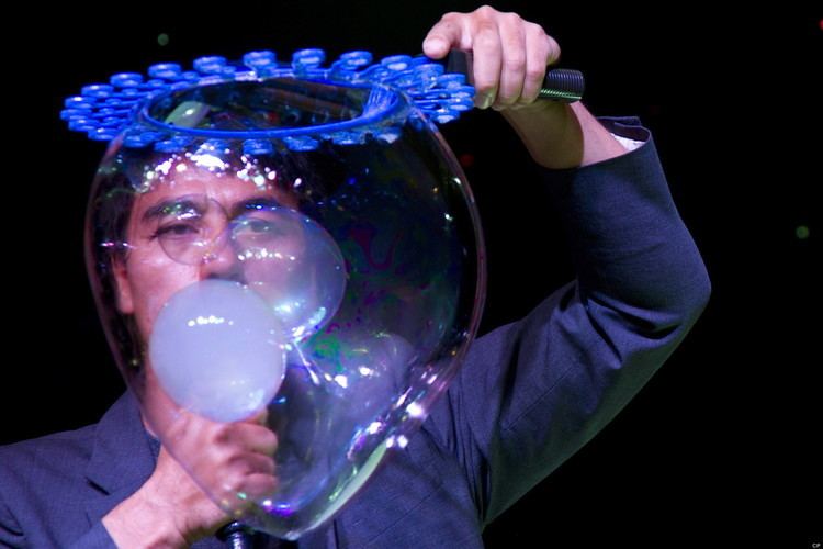 Fan Yang Fan Yang39s Bubble World Record Set In Vancouver