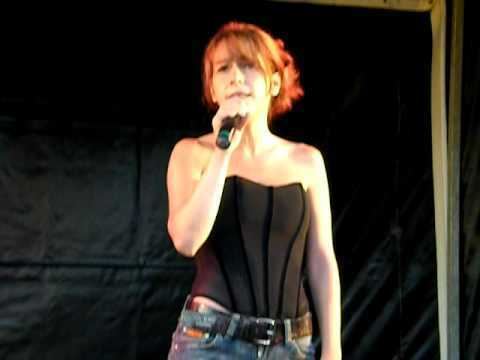 Fanny (singer) Fanny Ptit paul live 13 juillet 2009 YouTube