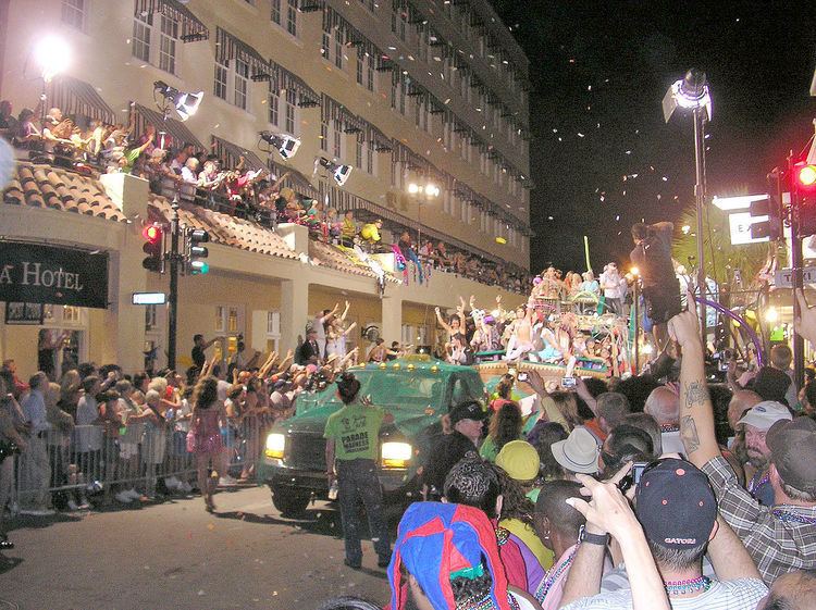 People enjoying the Fantasy Fest parade