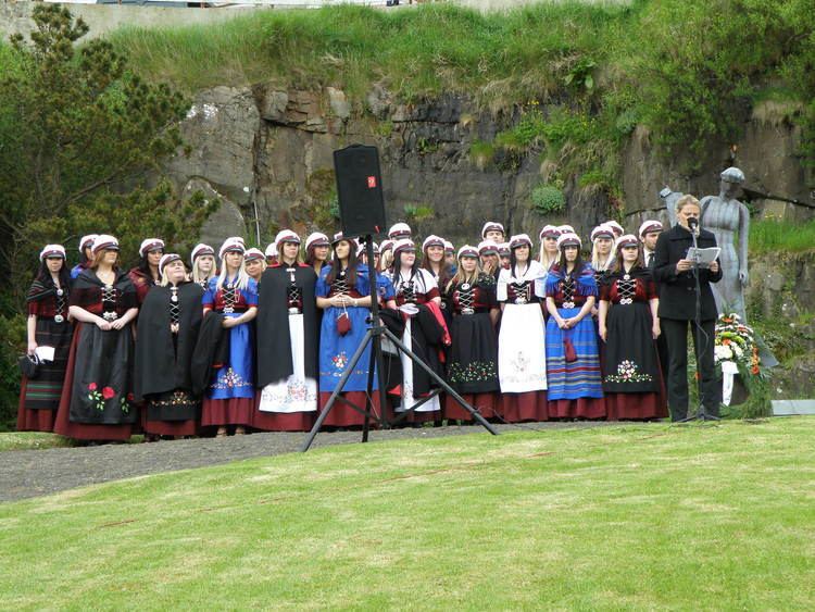 Faroese language FileStudents in Faroese Custumes and Annika OlsenJPG Wikimedia