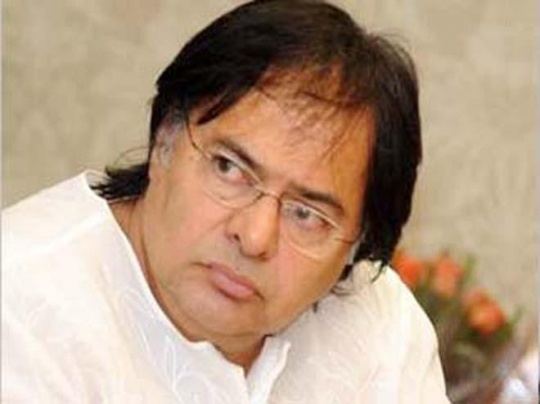 Farooq Sheikh Bollywood Mourns Farooq Sheikh On Twitter