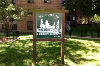 Farragut Houses Brazen Drug Dealers Used Farragut Houses as Headquarters Officials