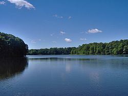 Farrington Lake httpsuploadwikimediaorgwikipediacommonsthu