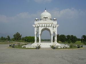 Fatima Jinnah Park httpsuploadwikimediaorgwikipediacommonsthu