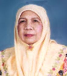 Fatimah Hashim httpsuploadwikimediaorgwikipediamsthumb3