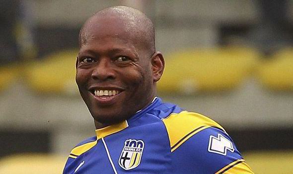 Faustino Asprilla Faustino Asprilla SLAMS Louis van Gaal on social media