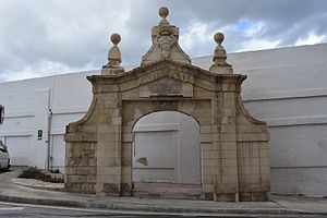 Fawwara Gate httpsuploadwikimediaorgwikipediacommonsthu