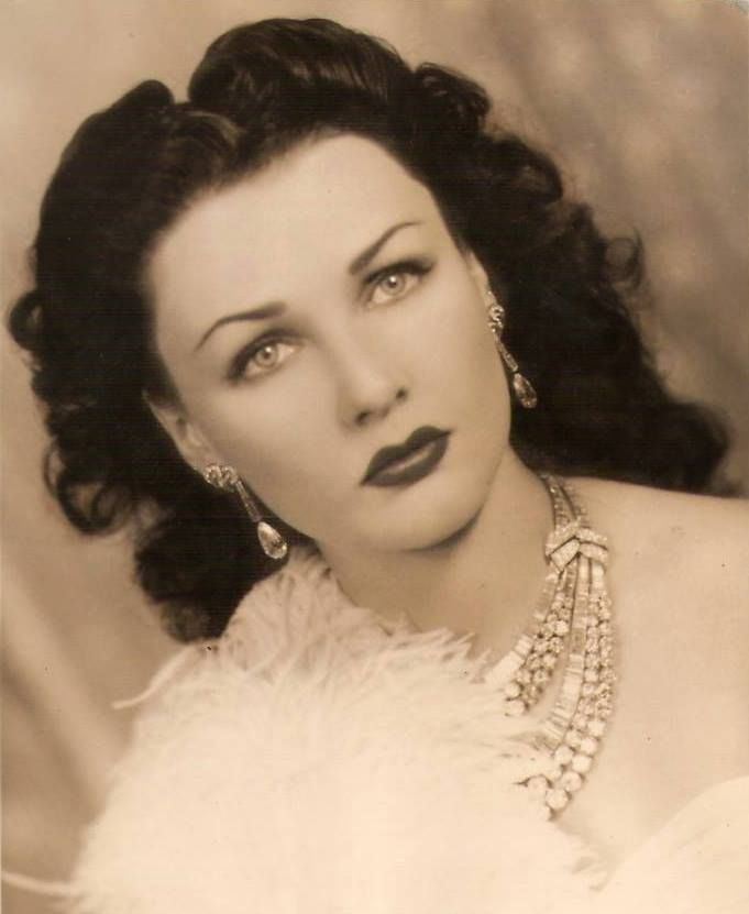 Fawzia Fuad of Egypt Fawzia fuad of egypt on Pinterest Egypt queen The shah of iran