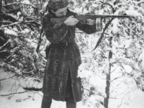Faye Schulman Rare photos show hidden life of partisans who fought Nazis J