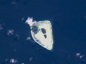 Fayu Atoll httpsuploadwikimediaorgwikipediacommonsthu