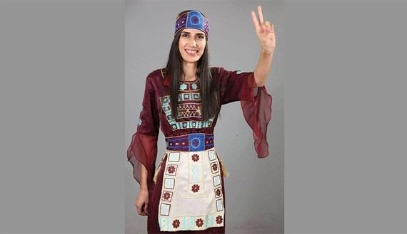 Februniye Akyol Mardin elects 25year old Christian woman as mayor