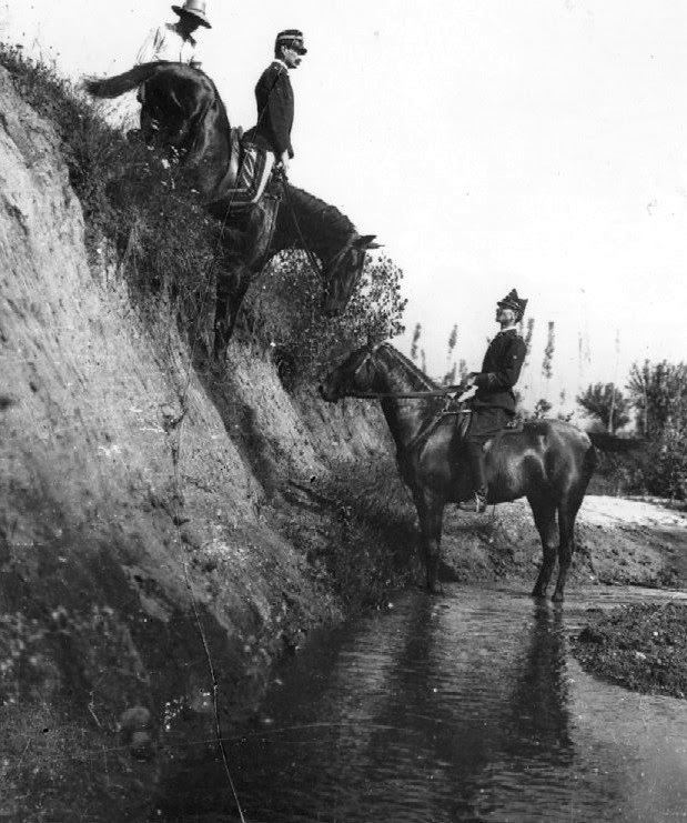 Federico Caprilli vintage everyday The Italian Cavalry School 1906