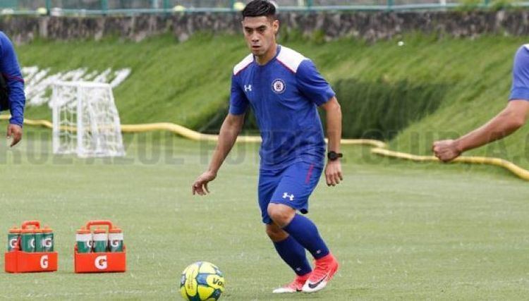 Felipe Mora Felipe Mora primer killer que llega completo a Cruz Azul RCORD