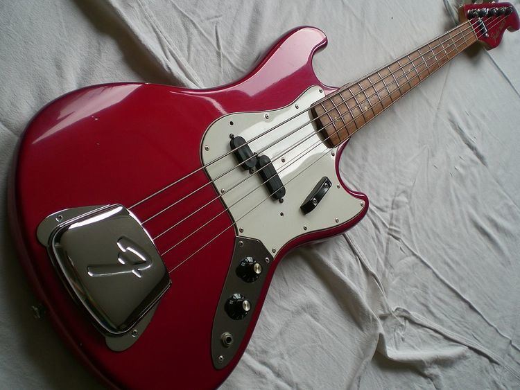 Fender Bass V