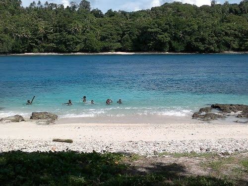 Feni Islands mw2googlecommwpanoramiophotosmedium84709704jpg