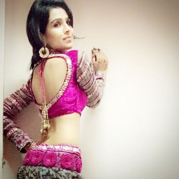 Fenil Umrigar Fenil Umrigar wiki Height weight Age Biography Affairs hot Images
